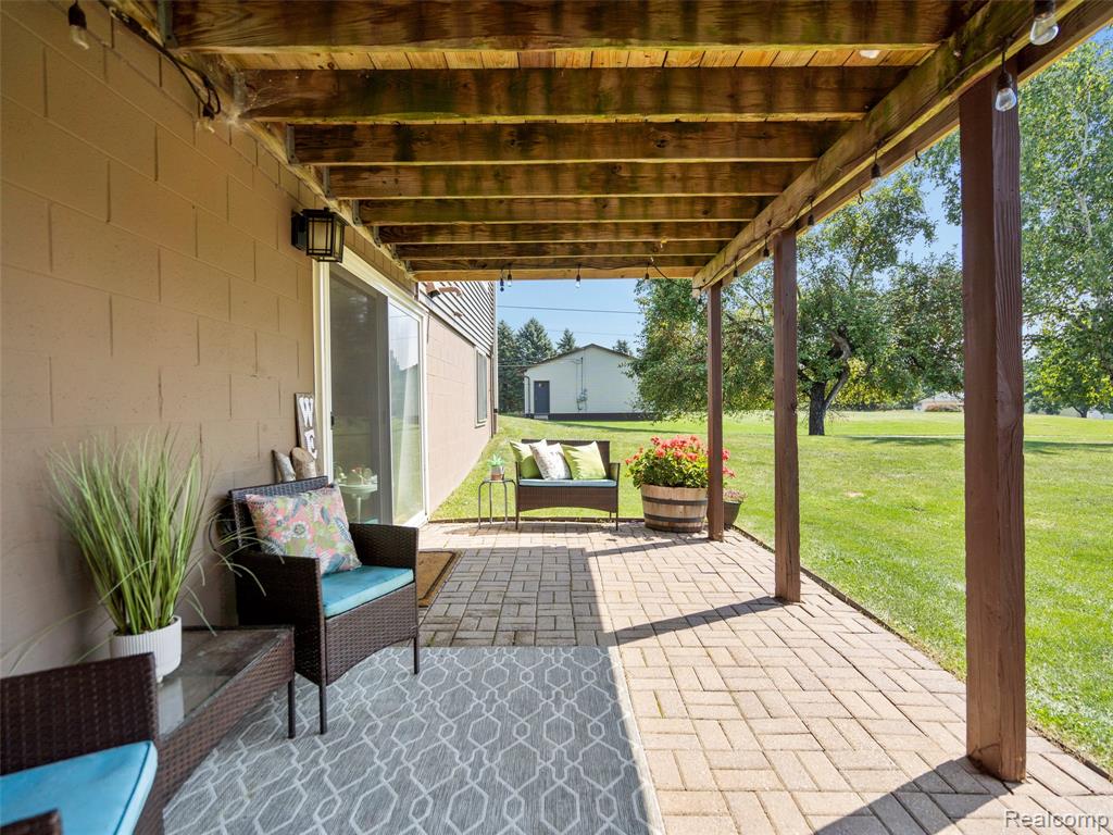 5308 Hummer Lake Road, Oxford, MI 48371 — Photo 29