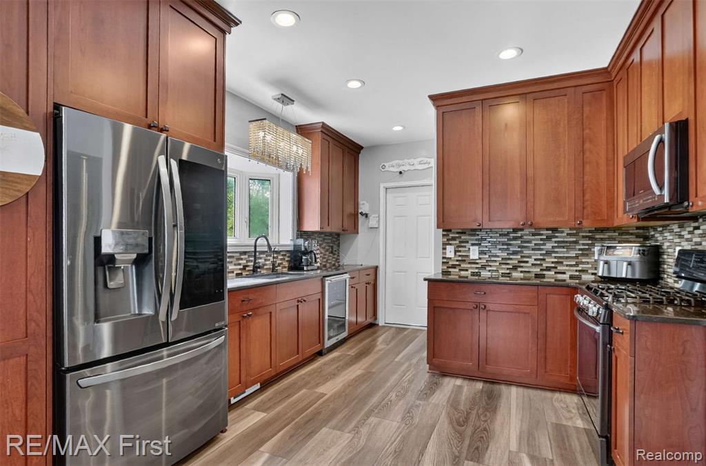 803 W University Drive, Rochester, MI 48307 — Photo 10