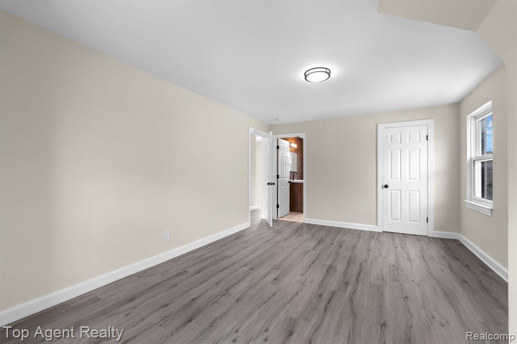 15093 Stahelin Avenue, Detroit, MI 48223 — Photo 21
