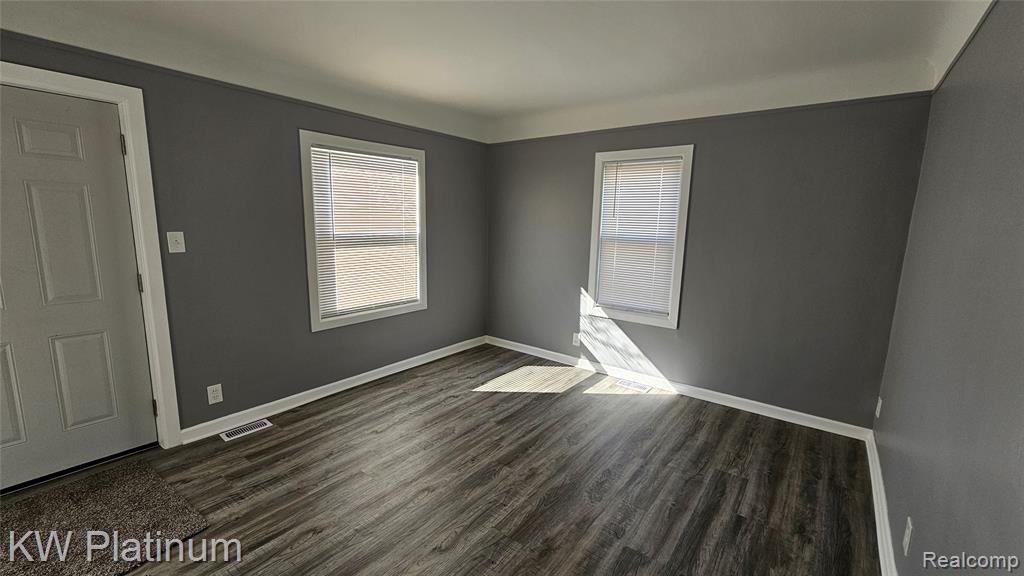 7527 Toepfer Road, Warren, MI 48091 — Photo 2