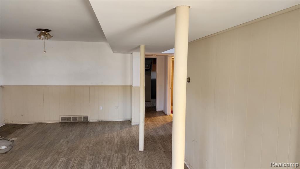 28621 Milton Avenue, Warren, MI 48092 — Photo 22