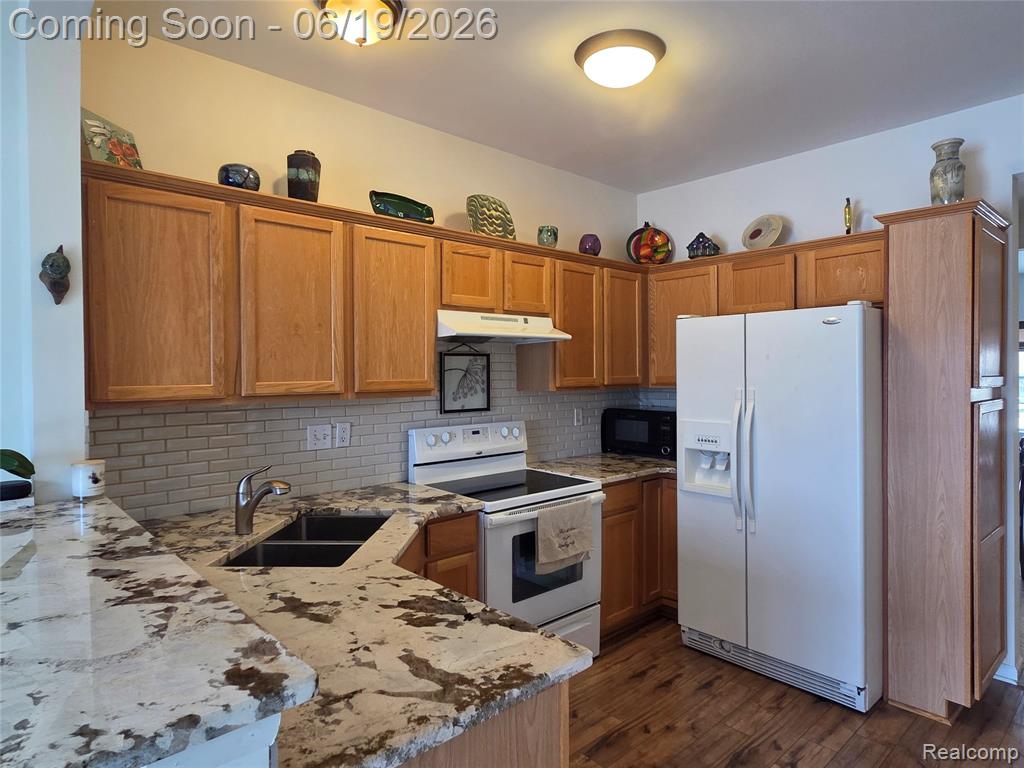 1604 Pinecroft Lane, Howell, MI 48855 — Photo 13