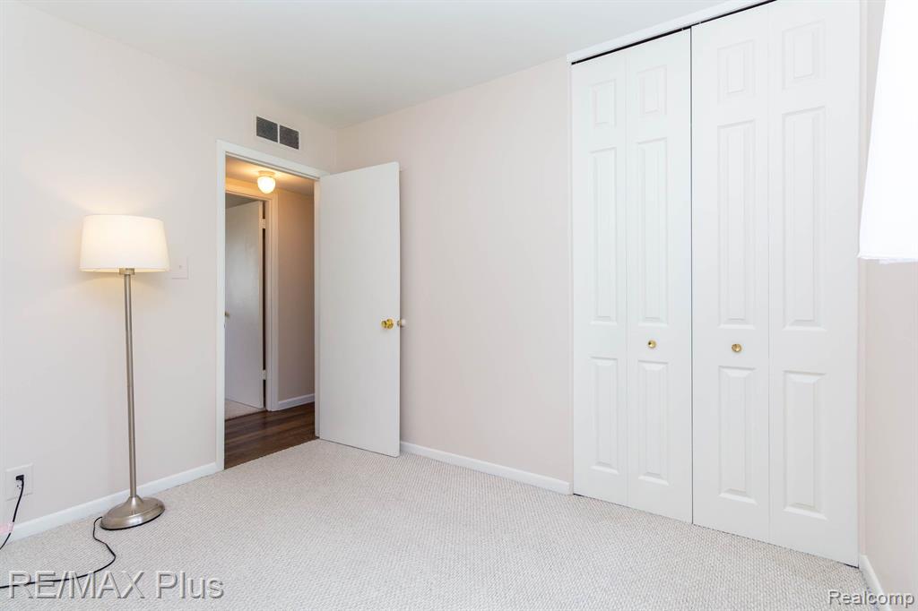 642 TURRILL Avenue, Lapeer, MI 48446 — Photo 24