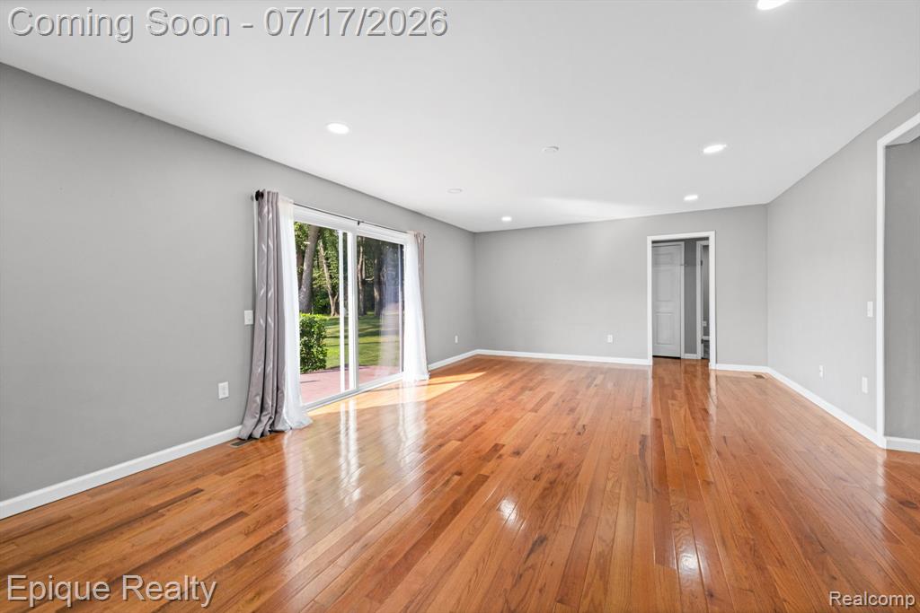 5155 Gratiot Avenue, St. Clair, MI 48079 — Photo 12