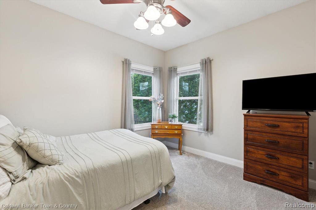 5205 RIDGEVIEW Court, Midland, MI 48642 — Photo 24