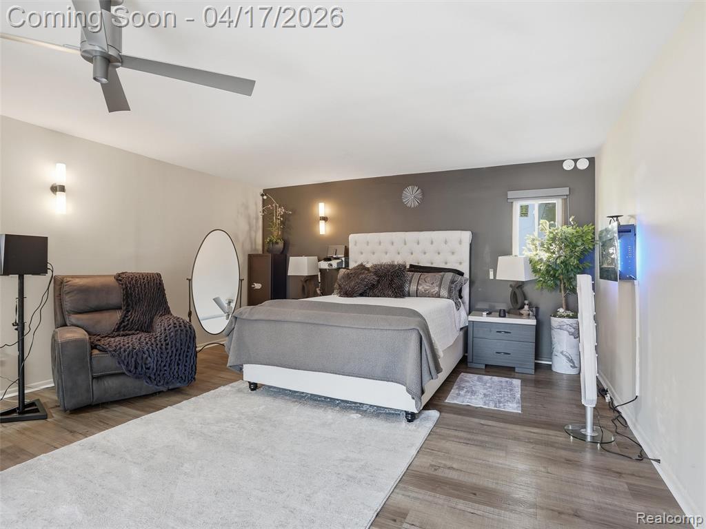 4886 Beacon Hill Drive, Bloomfield Hills, MI 48301 — Photo 39