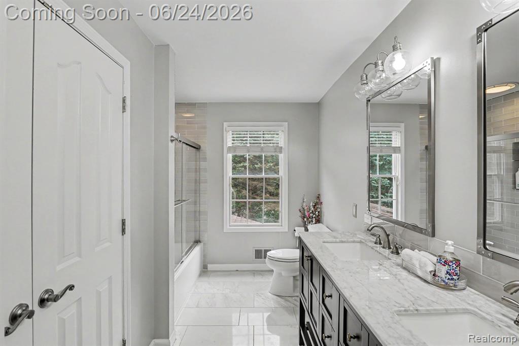 4575 Northridge Court, West Bloomfield, MI 48323 — Photo 53