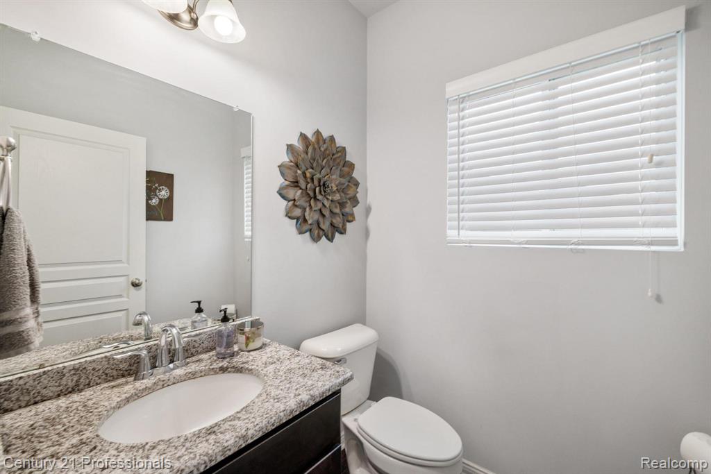 9754 Windsor Lane, Clarkston, MI 48348 — Photo 16