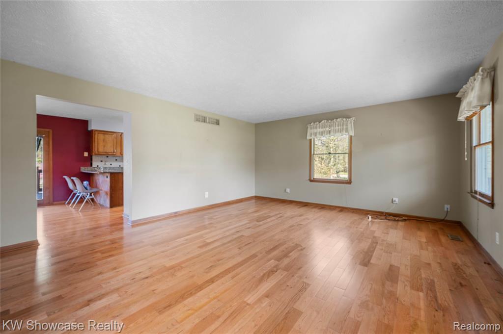 7362 Colby Lake Road, Laingsburg, MI 48848 — Photo 10