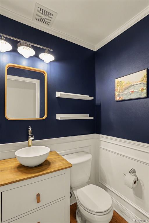 6433 Woodcrest Ridge, Clarkston, MI — Photo 16