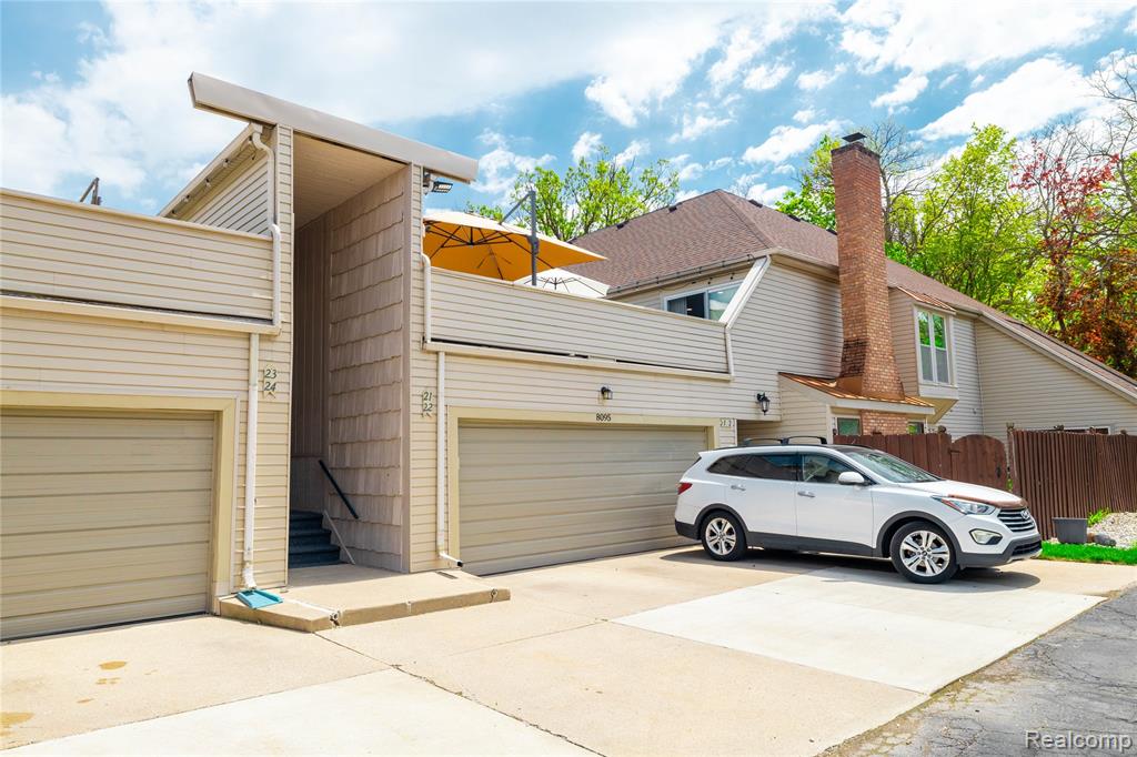 8095 Colony Drive, 22, Grosse Ile, MI 48138 — Photo 25