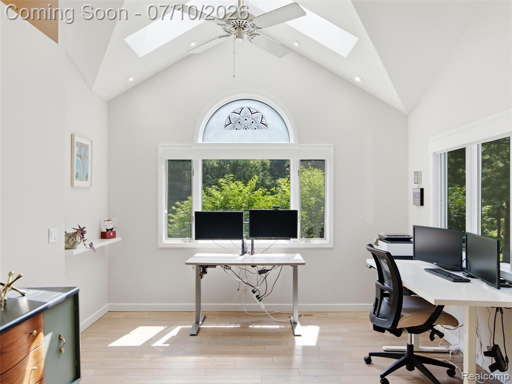 670 W Snell Road, Rochester, MI 48306 — Photo 15