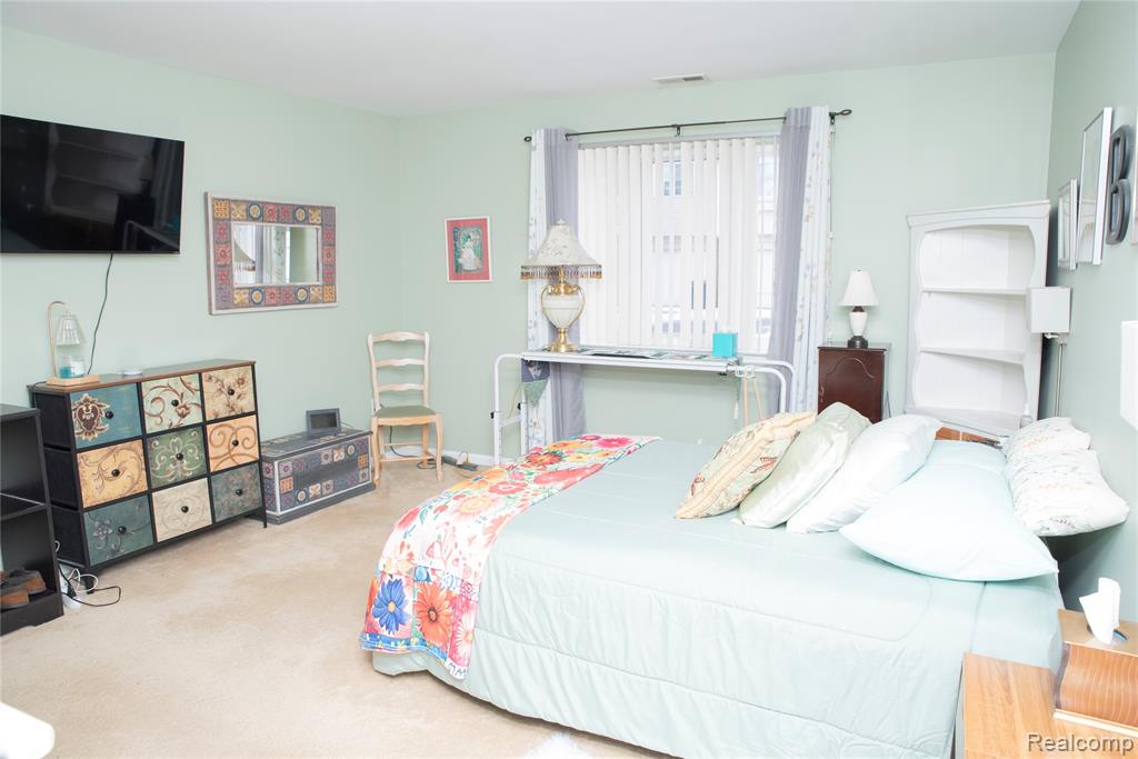 22073 Fairlane Boulevard, Woodhaven, MI 48183 — Photo 21