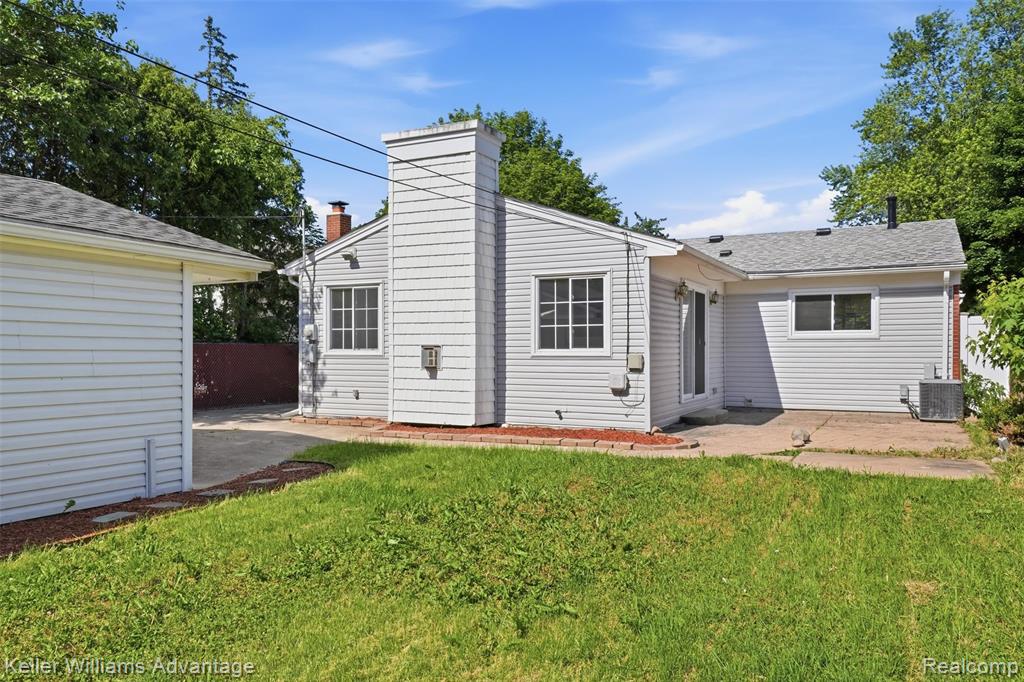 9883 William Street, Taylor, MI 48180 — Photo 39