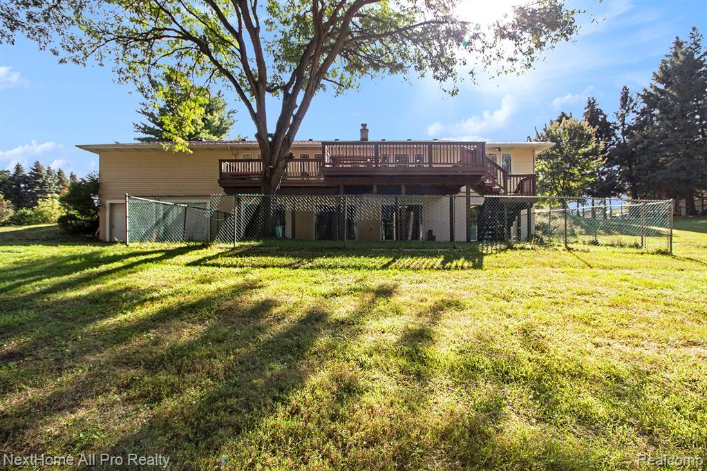 7195 Curtis Road, Northville, MI 48168 — Photo 56