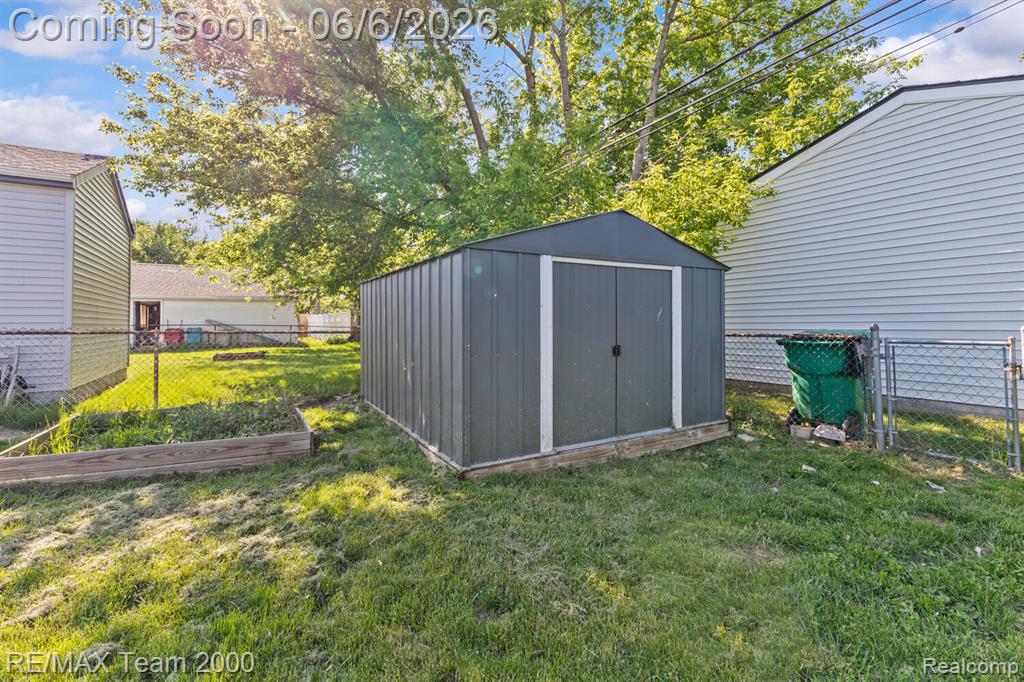 28952 Bridge Street, Garden City, MI — Photo 33