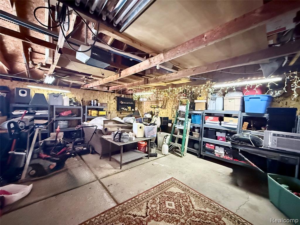 252 W Rutgers Avenue, Pontiac, MI 48340 — Photo 14