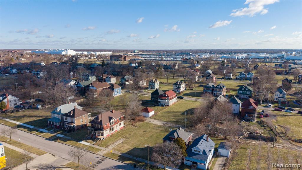 2575 Harding Street, Detroit, MI 48214 — Photo 37