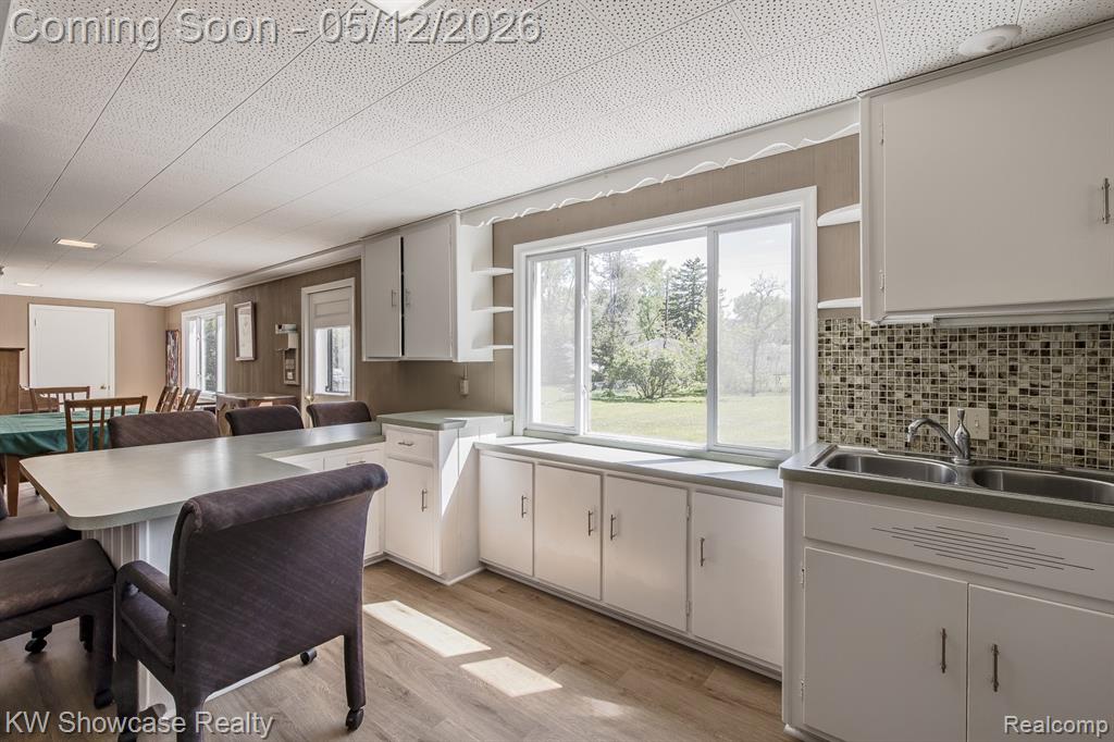 4344 Waterloo Street, Waterford, MI 48329 — Photo 22