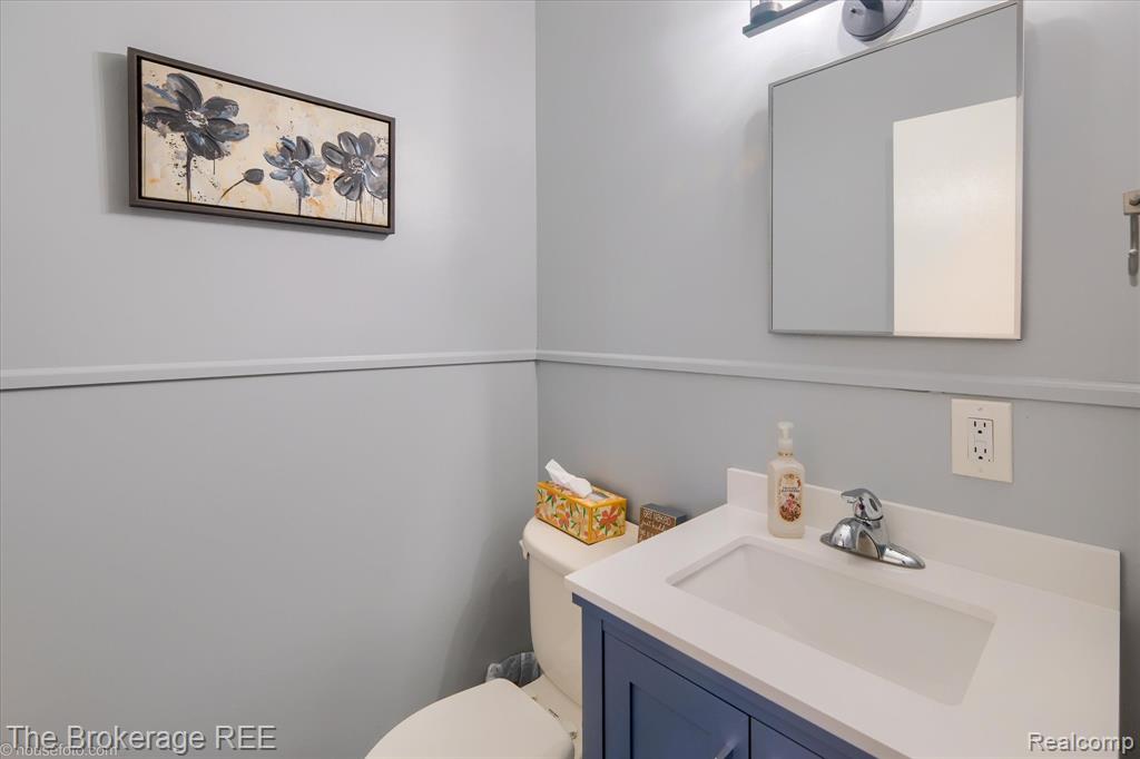 7310 Brewer Road, Flint, MI 48507 — Photo 32