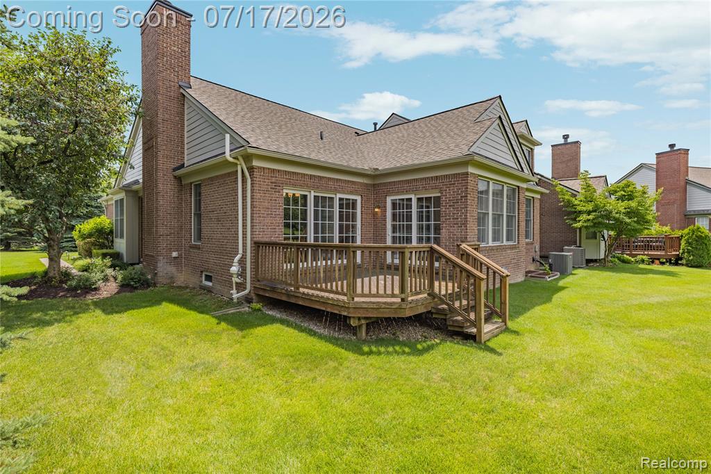 44562 Aspen Ridge Drive, Northville, MI 48168 — Photo 58