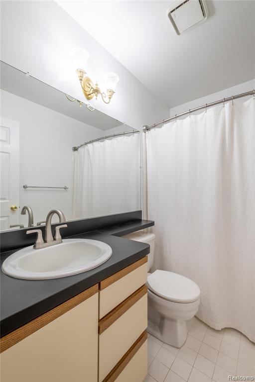 919 Whisperwood Drive, Fenton, MI 48430 — Photo 14