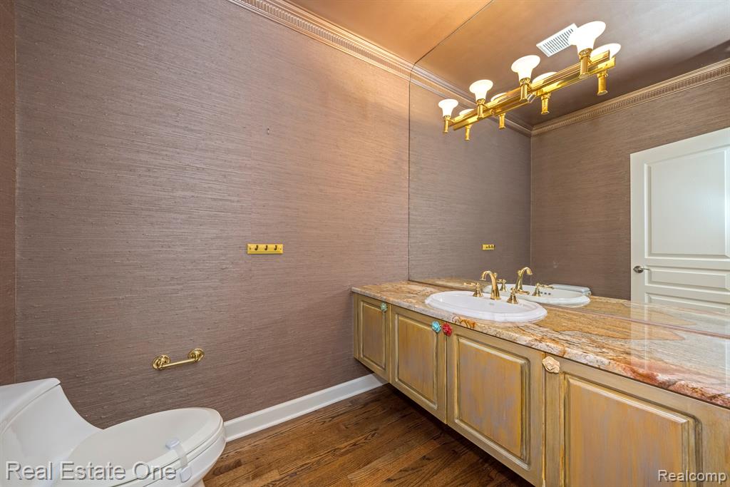 6745 CHARING Crossing, West Bloomfield, MI — Photo 37