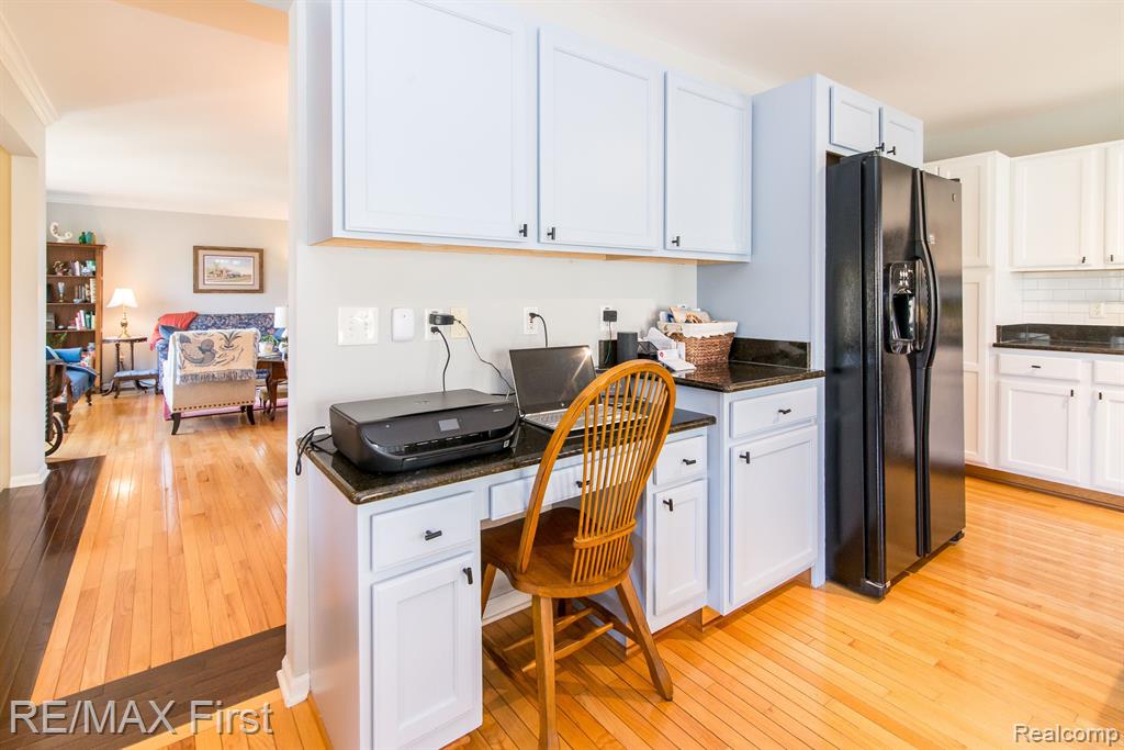 8598 GOLF LANE Drive, Commerce Twp, MI 48382 — Photo 34