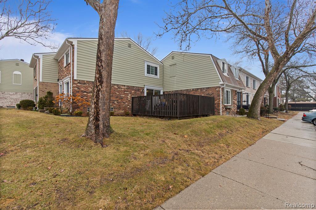 1920 WICKHAM Street, Royal Oak, MI 48073 — Photo 25