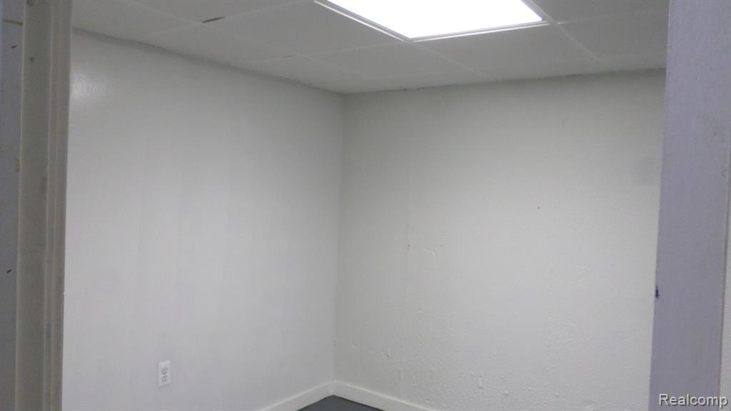 33612 Bayview Drive, New Baltimore, MI 48047 — Photo 38