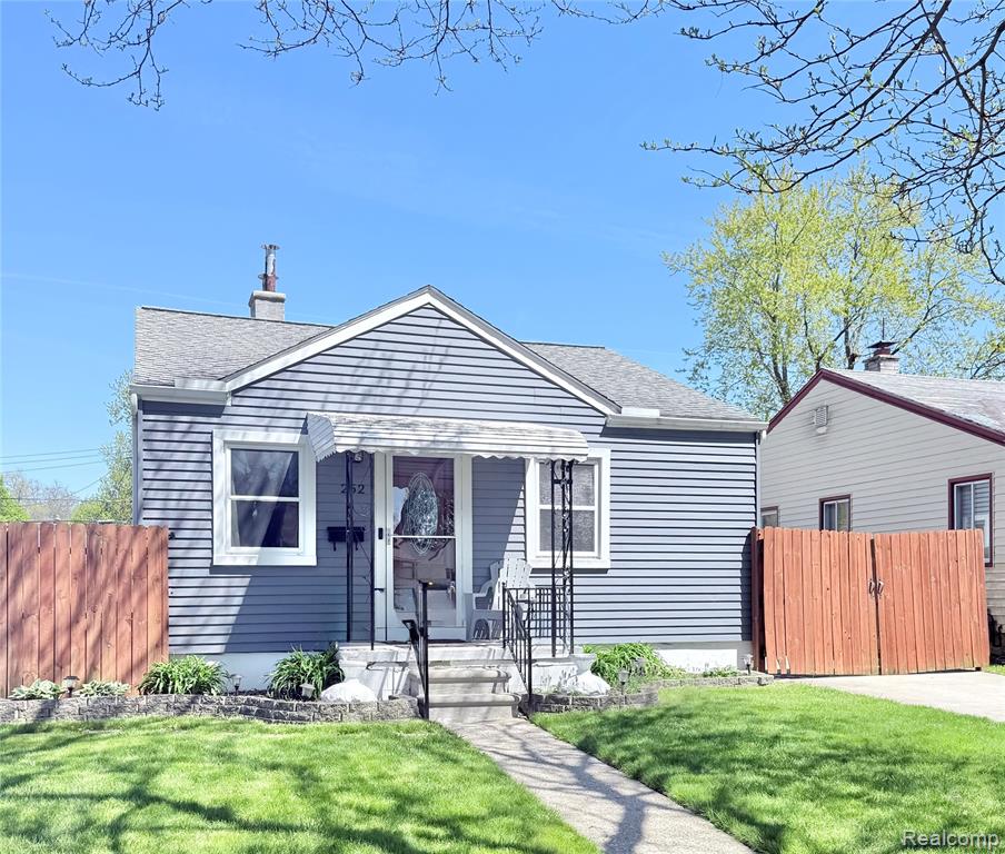 252 W Rutgers Avenue, Pontiac, MI 48340 — Photo 18