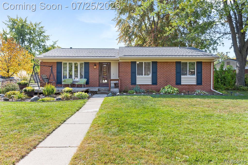 10696 VAN BUREN Lane, Belleville, MI 48111 — Photo 21