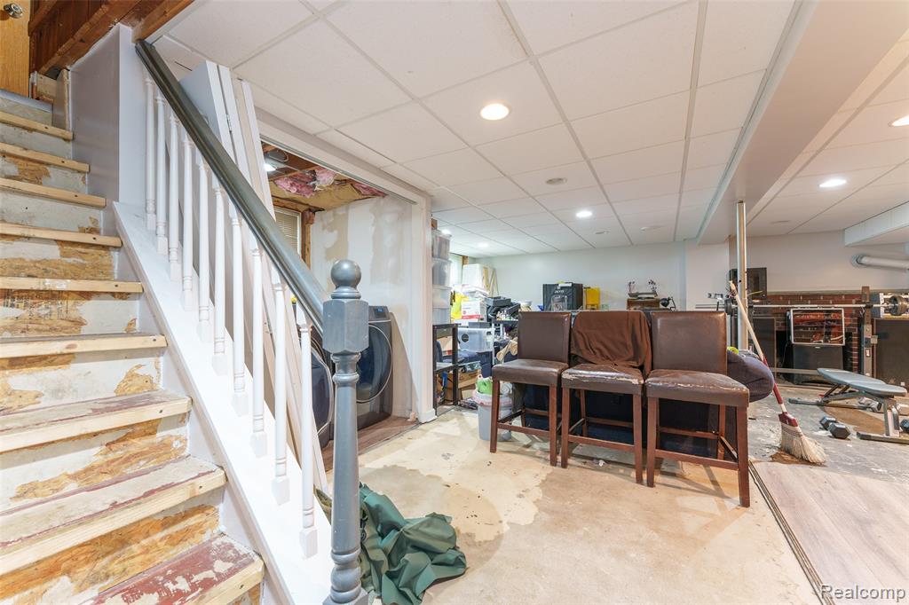 5985 Rowley Boulevard, Waterford, MI 48329 — Photo 12