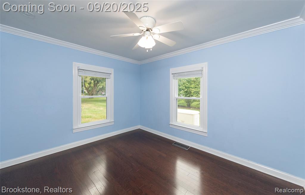 810 Beardon, Lake Orion, MI 48362 — Photo 21