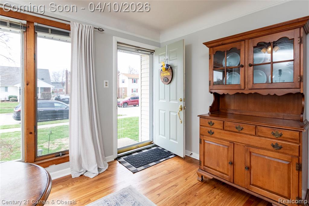 9625 Ruth Avenue, Allen Park, MI 48101 — Photo 5