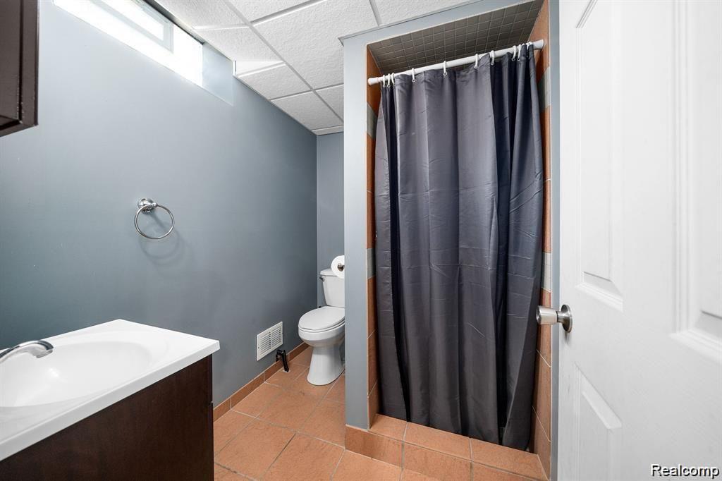 39185 Ceceil Drive, Clinton Twp, MI 48038 — Photo 19