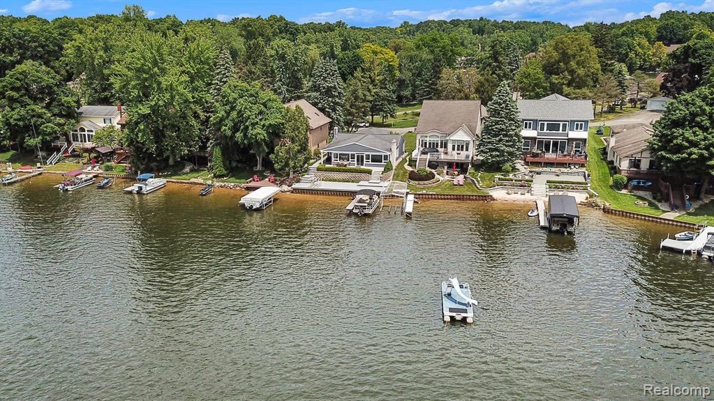 8428 Woodland Shore Drive, Brighton, MI 48114 — Photo 6