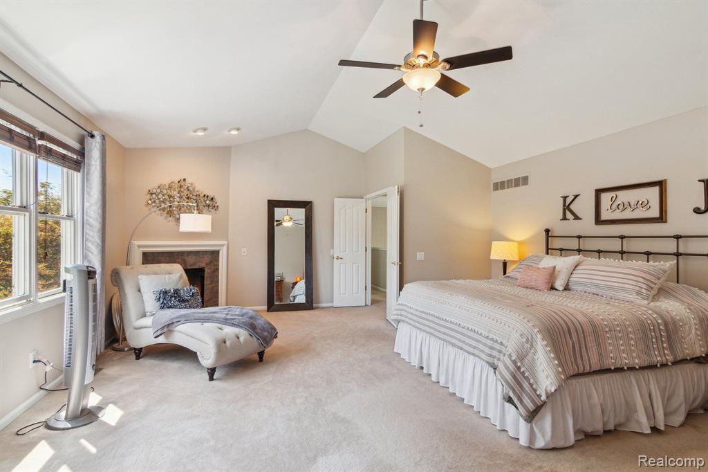387 TORRINGTON Drive W, Canton, MI 48188 — Photo 28