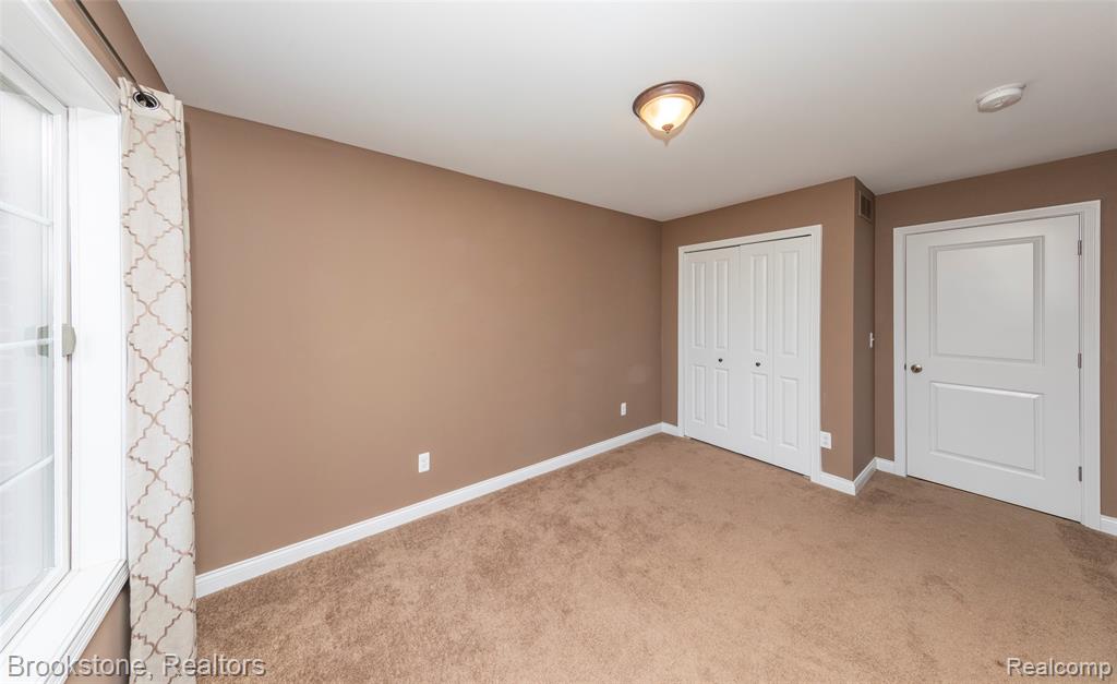 10295 Northridge Court, White Lake, MI — Photo 44