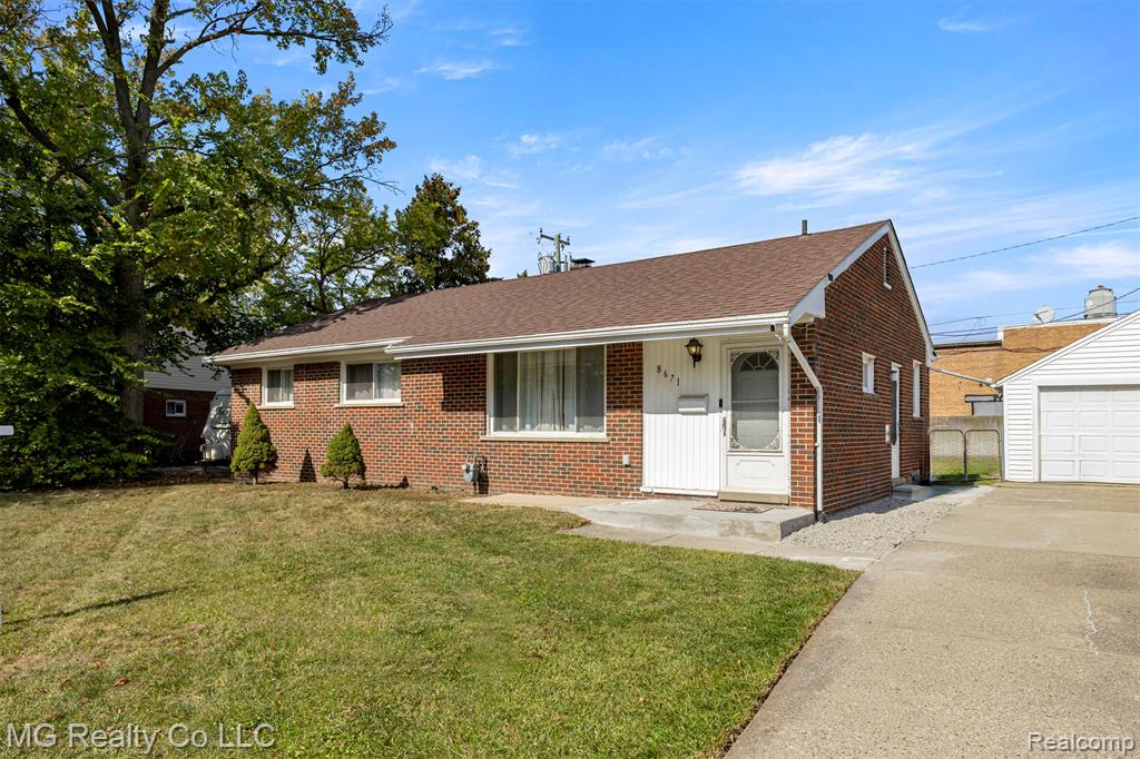 8671 Whitefield Street, Dearborn Heights, MI 48127 — Photo 2