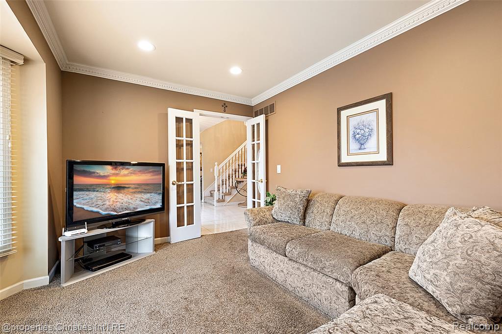 43159 La Bouquet Court, Sterling Heights, MI 48314 — Photo 40