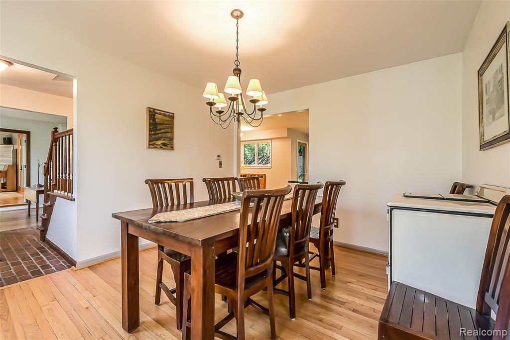 2694 WAYSIDE Drive, Ann Arbor, MI 48103 — Photo 32