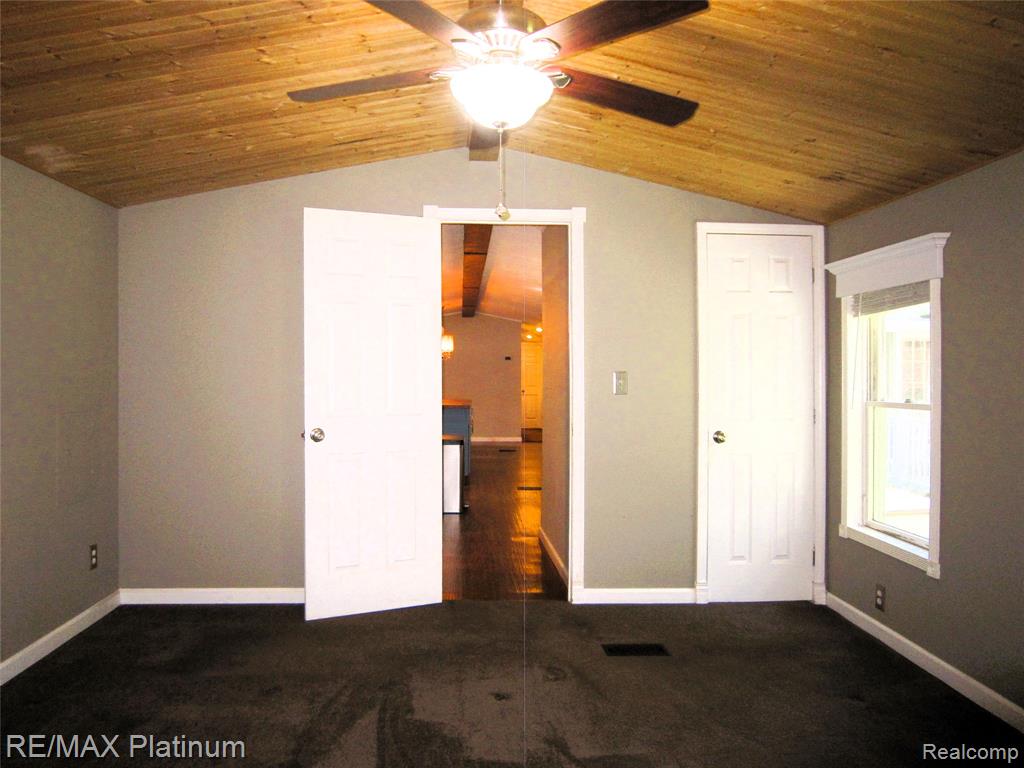 5673 Chippewa Drive, Howell, MI 48843 — Photo 26