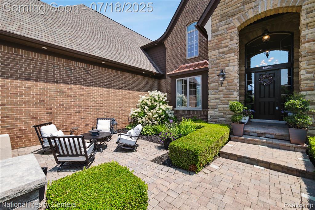 18678 Marble Head Drive, Northville, MI 48168 — Photo 4