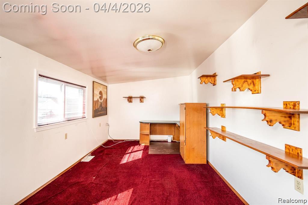 11603 KLINGER Street, Hamtramck, MI 48212 — Photo 19