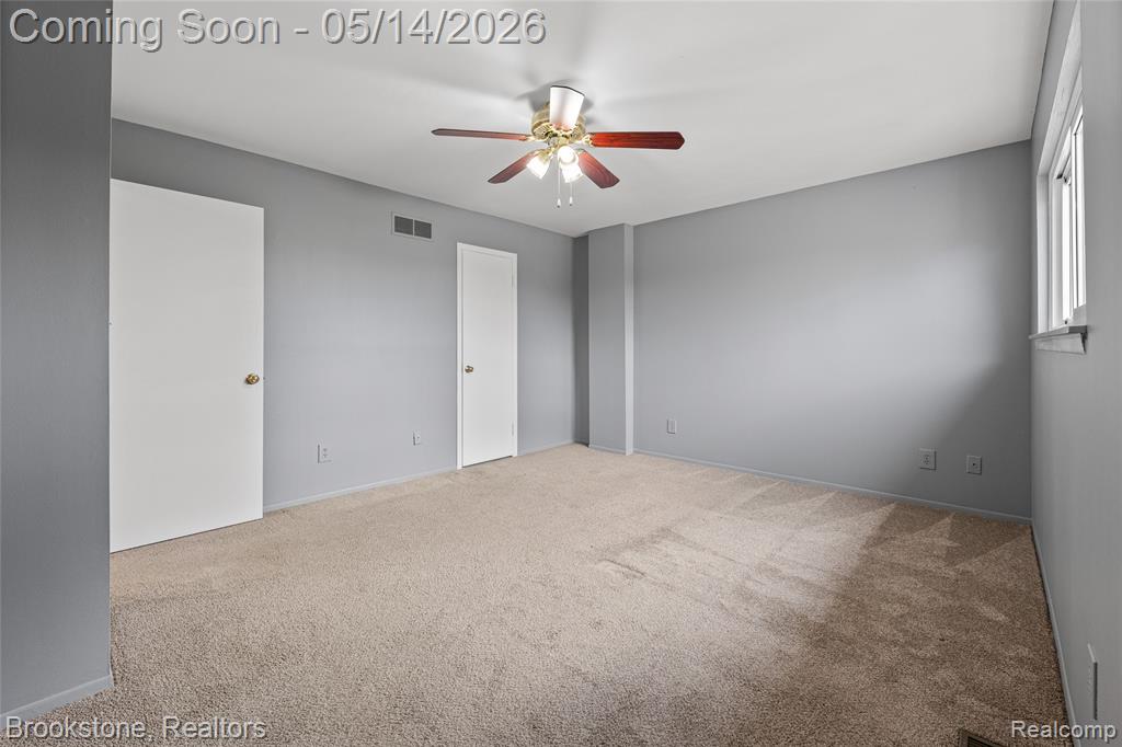 819 Kirts Boulevard, Troy, MI 48084 — Photo 17