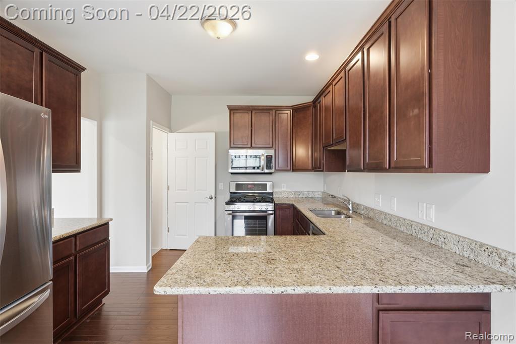 41594 Mitchell Road, Novi, MI 48377 — Photo 11