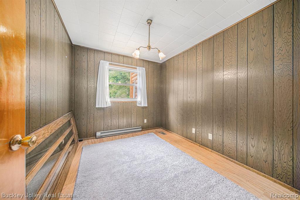 9515 MEADOW Lane, Pinckney, MI 48169 — Photo 12
