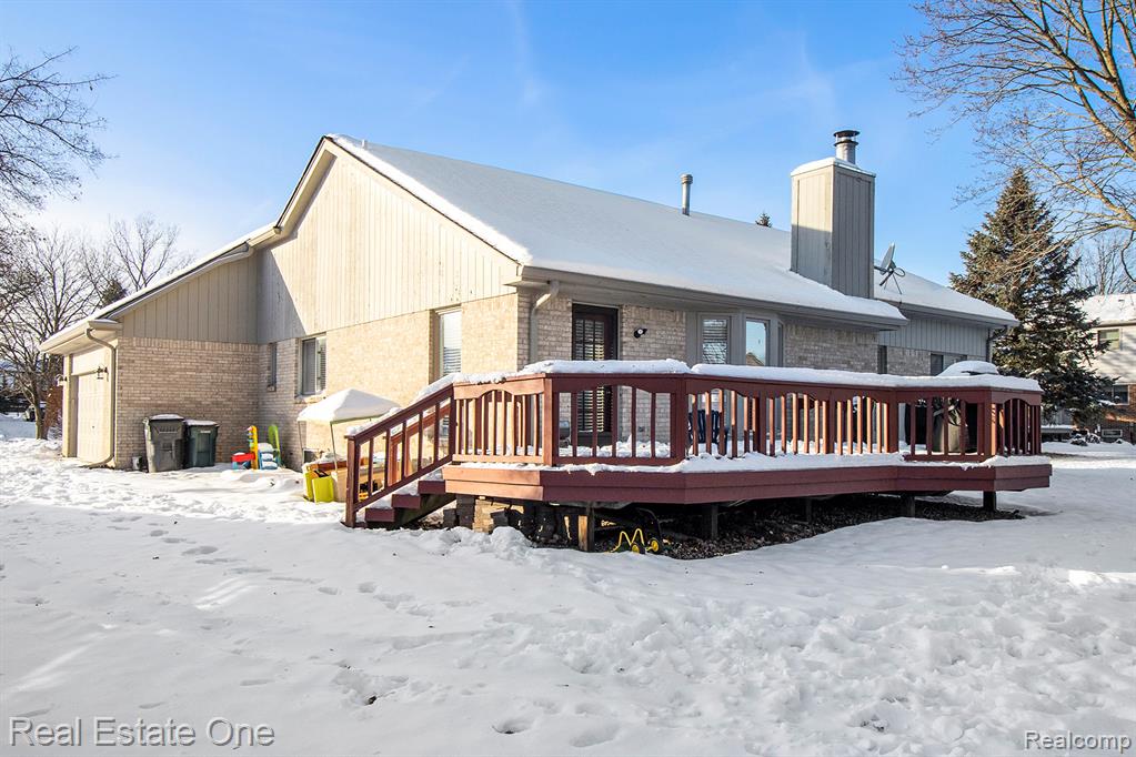 6886 High Oaks Drive, Troy, MI 48098 — Photo 25
