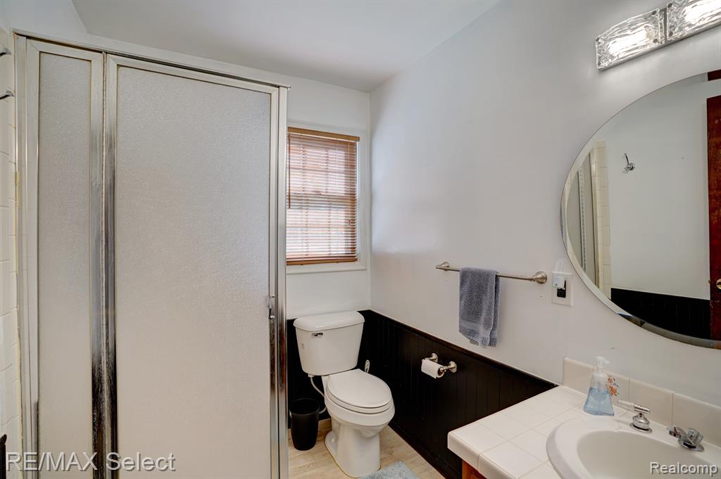 6181 Kings Scepter Court, Grand Blanc, MI 48439 — Photo 23